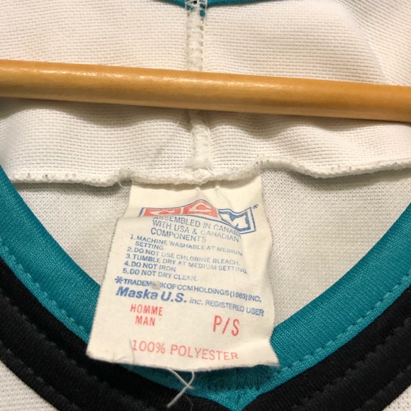 Vintage San Jose Sharks Hockey Jersey size small - Picture 4 of 9